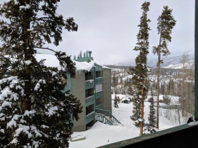 THKT Treehouse 2 Bedroom 1 Bathroom